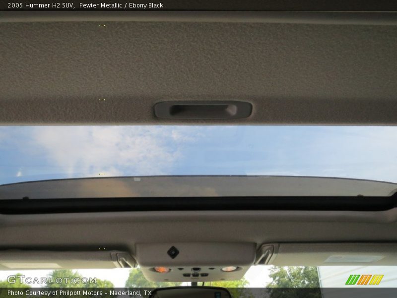 Pewter Metallic / Ebony Black 2005 Hummer H2 SUV