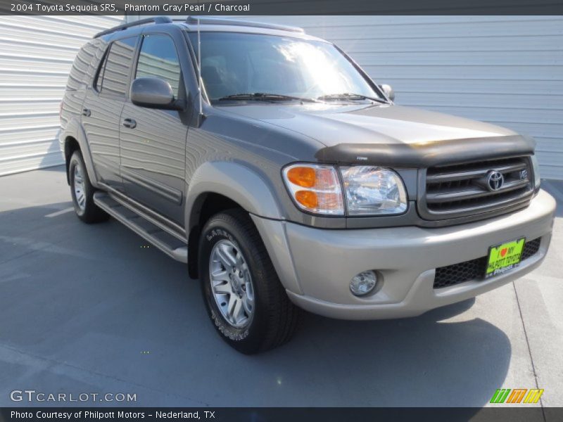 Phantom Gray Pearl / Charcoal 2004 Toyota Sequoia SR5