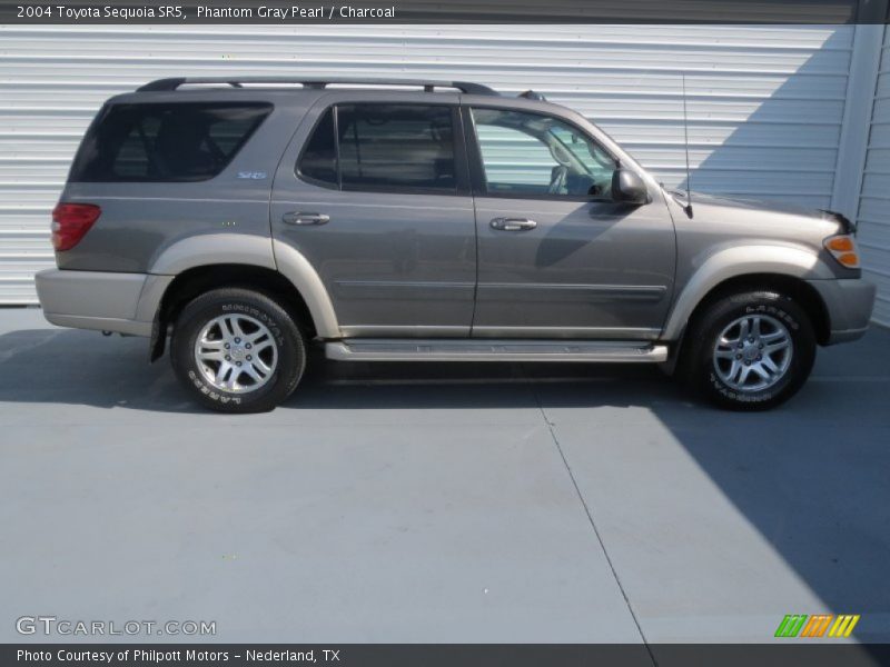 Phantom Gray Pearl / Charcoal 2004 Toyota Sequoia SR5