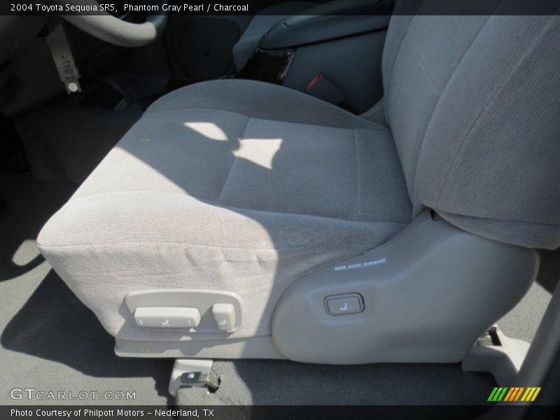 Phantom Gray Pearl / Charcoal 2004 Toyota Sequoia SR5