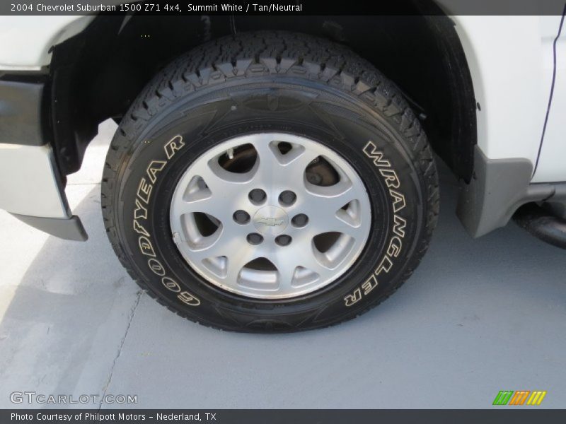 Summit White / Tan/Neutral 2004 Chevrolet Suburban 1500 Z71 4x4