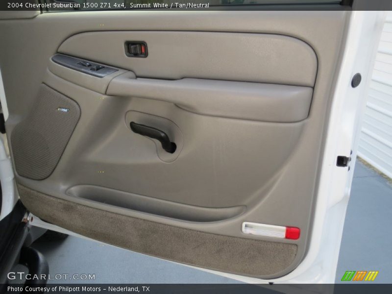 Summit White / Tan/Neutral 2004 Chevrolet Suburban 1500 Z71 4x4