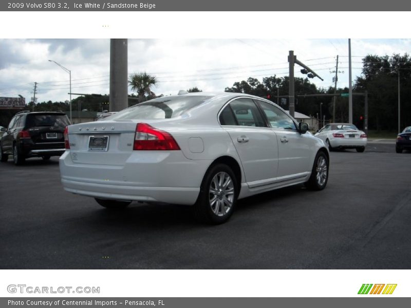 Ice White / Sandstone Beige 2009 Volvo S80 3.2