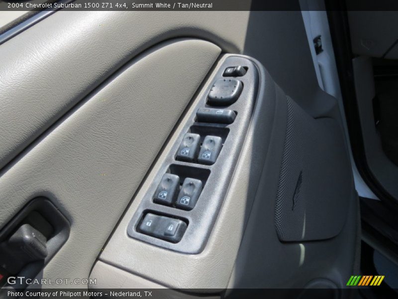 Summit White / Tan/Neutral 2004 Chevrolet Suburban 1500 Z71 4x4