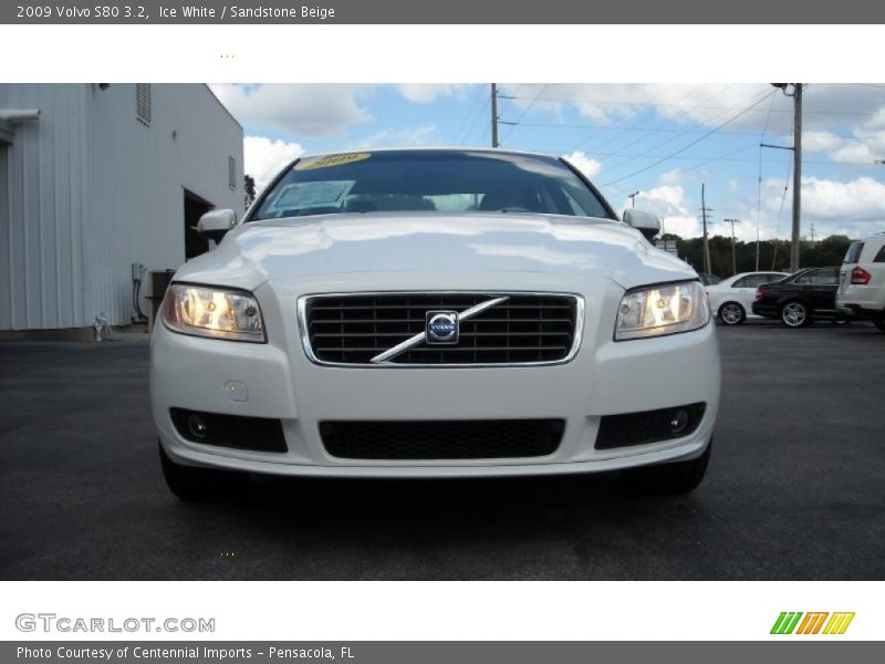 Ice White / Sandstone Beige 2009 Volvo S80 3.2