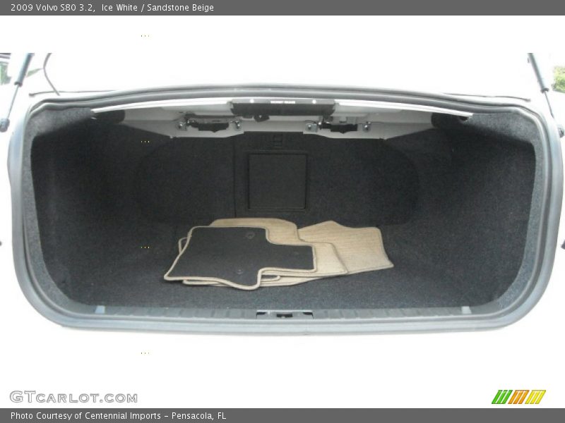 Ice White / Sandstone Beige 2009 Volvo S80 3.2