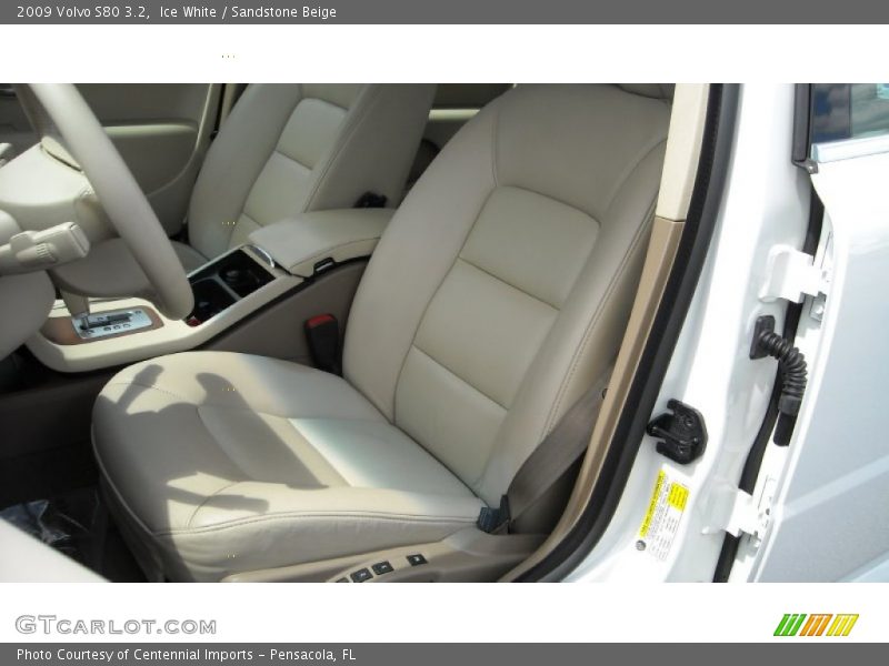 Ice White / Sandstone Beige 2009 Volvo S80 3.2