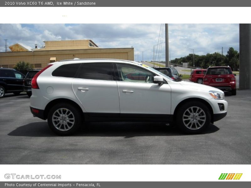 Ice White / Sandstone 2010 Volvo XC60 T6 AWD