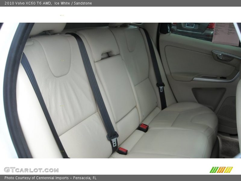 Ice White / Sandstone 2010 Volvo XC60 T6 AWD