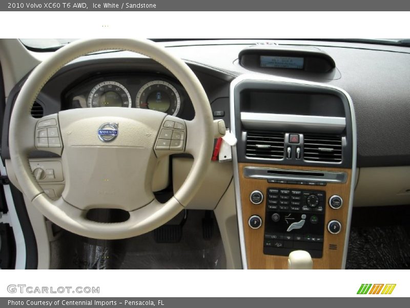 Ice White / Sandstone 2010 Volvo XC60 T6 AWD
