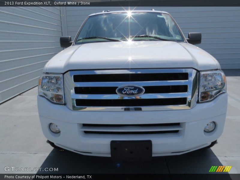 Oxford White / Stone 2013 Ford Expedition XLT