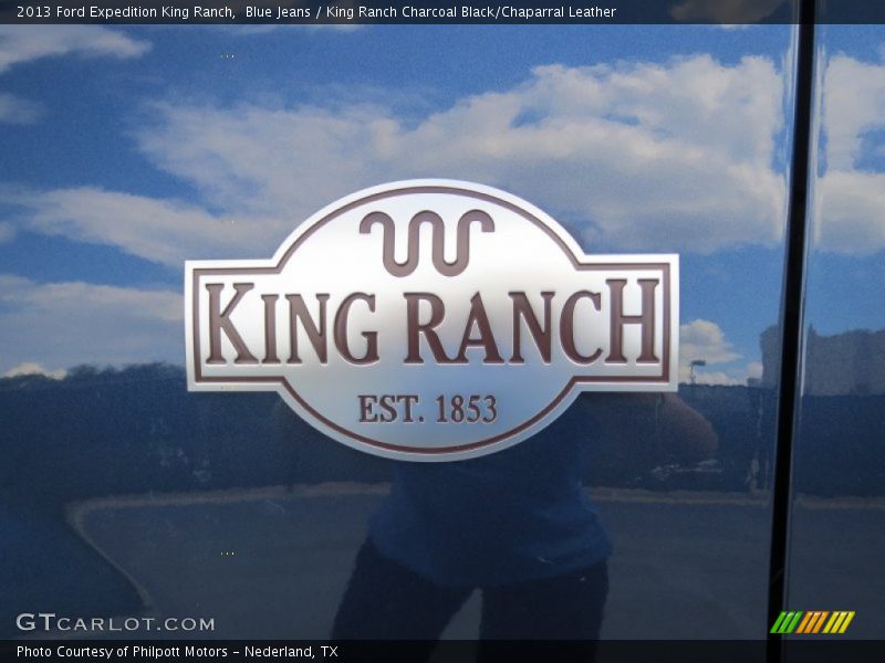  2013 Expedition King Ranch Logo