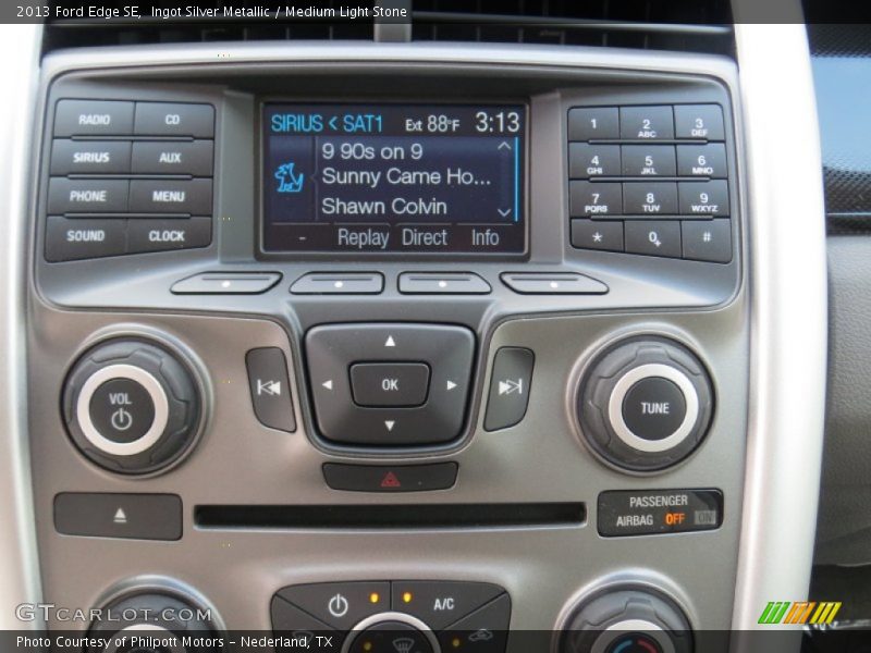 Ingot Silver Metallic / Medium Light Stone 2013 Ford Edge SE