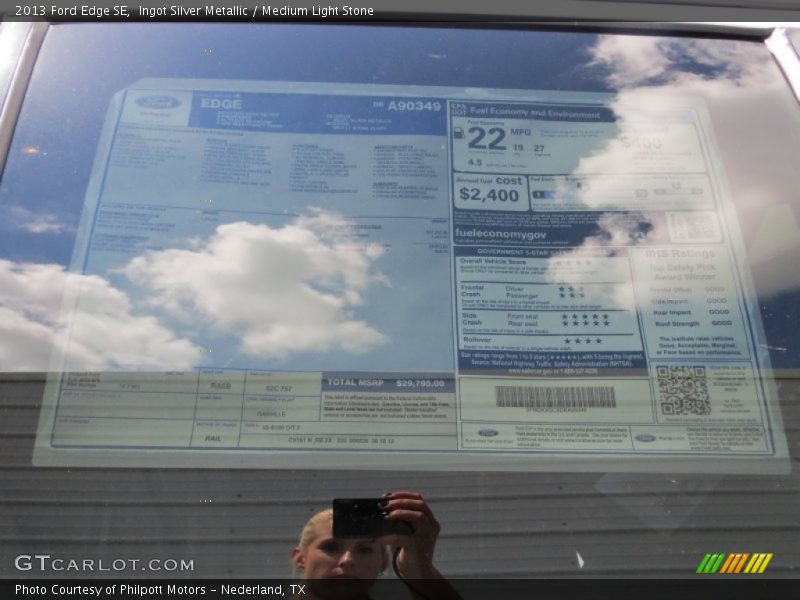 Ingot Silver Metallic / Medium Light Stone 2013 Ford Edge SE