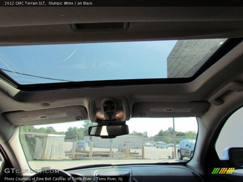 Olympic White / Jet Black 2012 GMC Terrain SLT