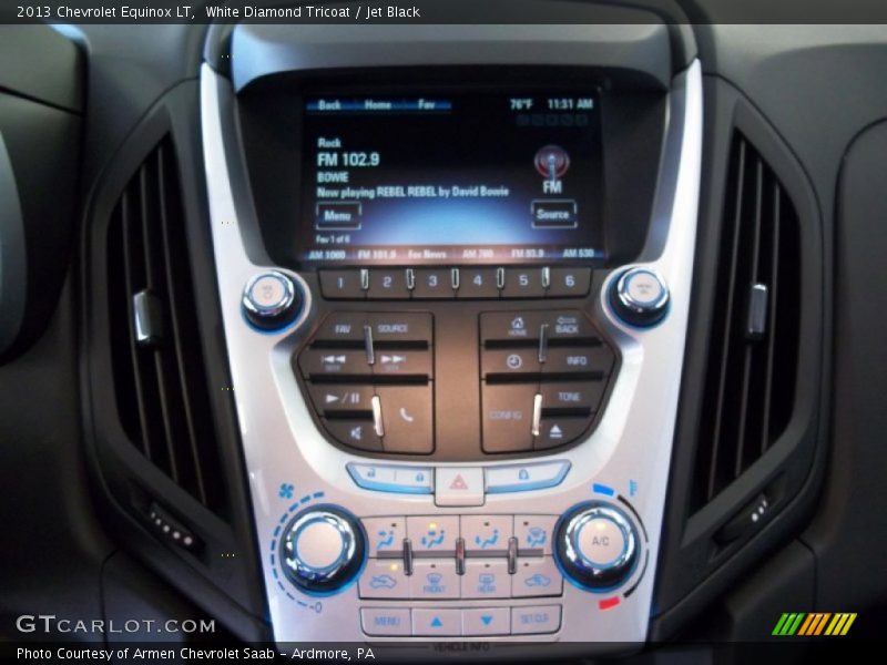 White Diamond Tricoat / Jet Black 2013 Chevrolet Equinox LT