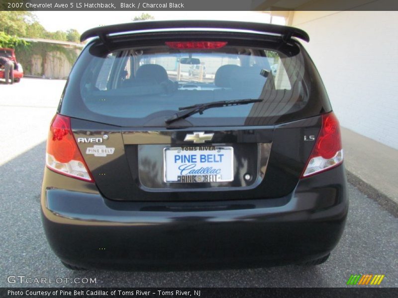 Black / Charcoal Black 2007 Chevrolet Aveo 5 LS Hatchback