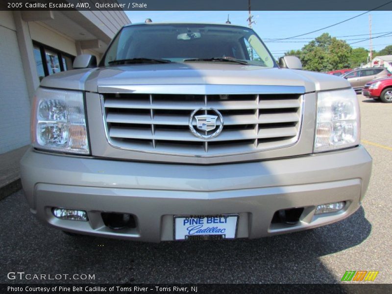 Quicksilver / Shale 2005 Cadillac Escalade AWD
