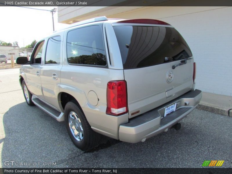 Quicksilver / Shale 2005 Cadillac Escalade AWD