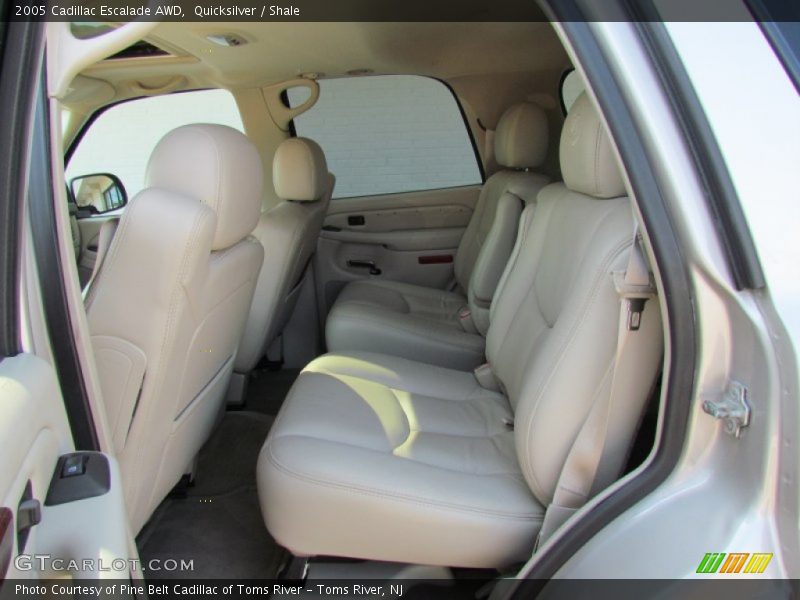 Quicksilver / Shale 2005 Cadillac Escalade AWD