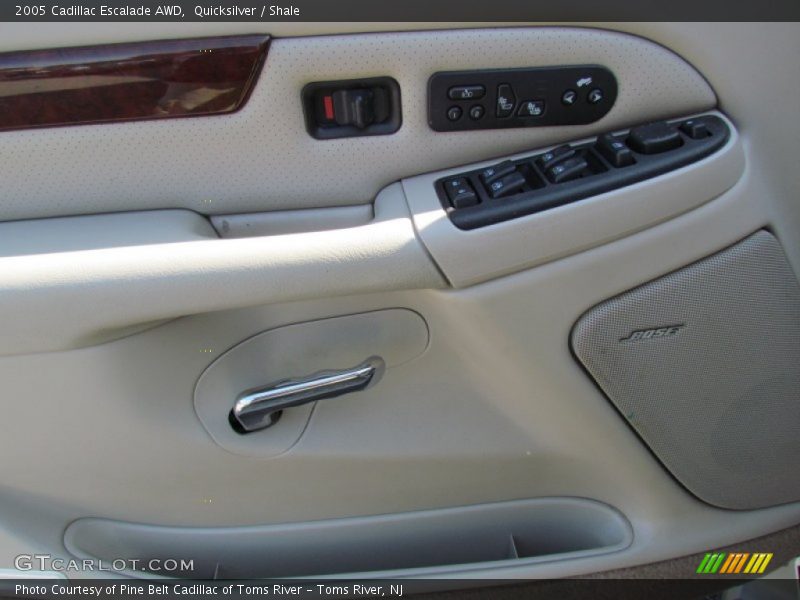 Quicksilver / Shale 2005 Cadillac Escalade AWD