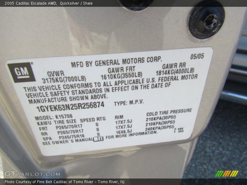 Quicksilver / Shale 2005 Cadillac Escalade AWD