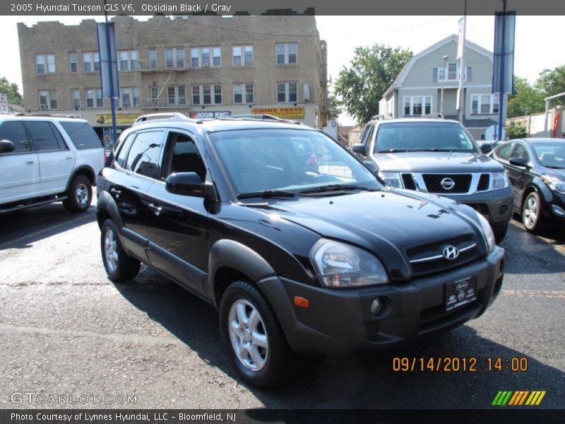 Obsidian Black / Gray 2005 Hyundai Tucson GLS V6