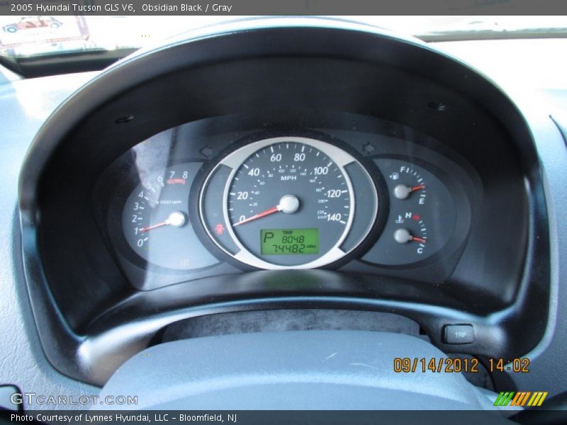 Obsidian Black / Gray 2005 Hyundai Tucson GLS V6