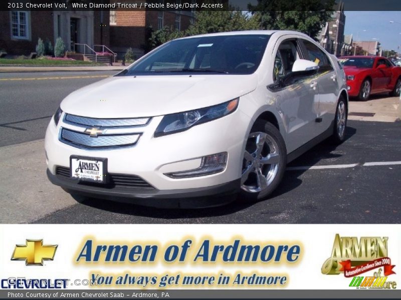 White Diamond Tricoat / Pebble Beige/Dark Accents 2013 Chevrolet Volt