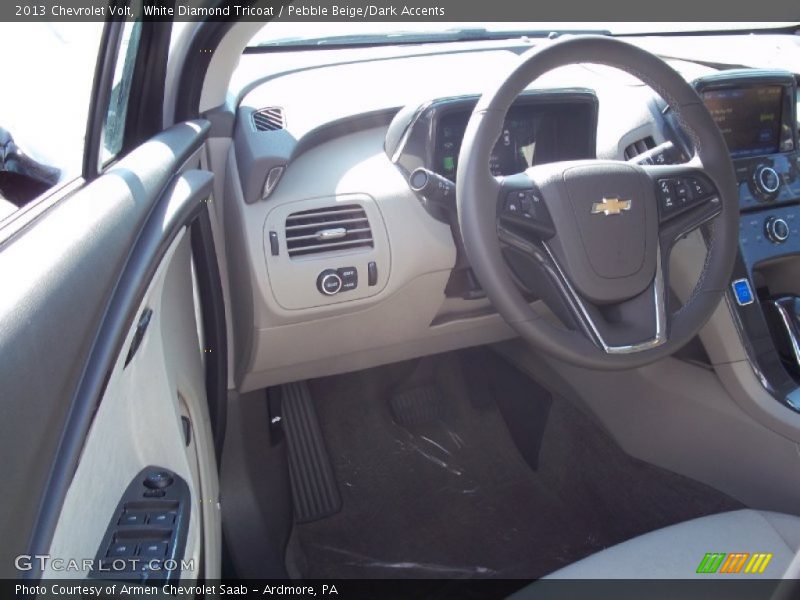 White Diamond Tricoat / Pebble Beige/Dark Accents 2013 Chevrolet Volt