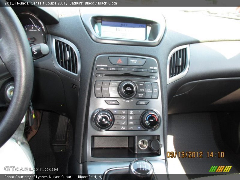 Bathurst Black / Black Cloth 2011 Hyundai Genesis Coupe 2.0T