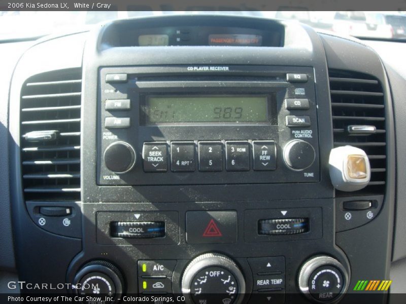 White / Gray 2006 Kia Sedona LX