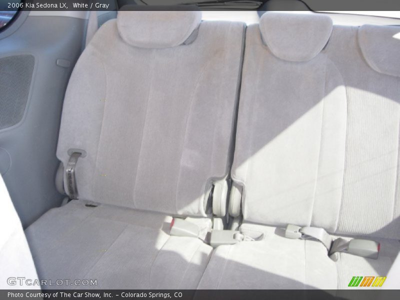 White / Gray 2006 Kia Sedona LX