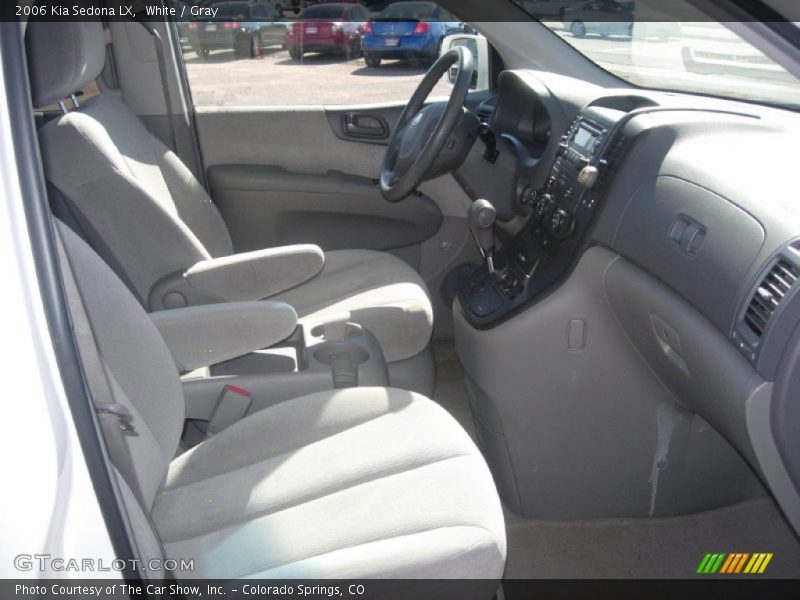White / Gray 2006 Kia Sedona LX