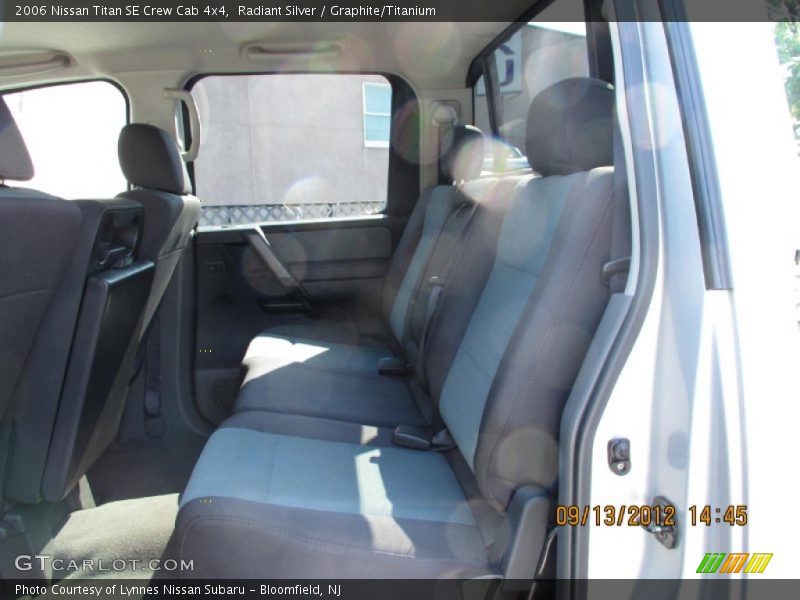 Radiant Silver / Graphite/Titanium 2006 Nissan Titan SE Crew Cab 4x4