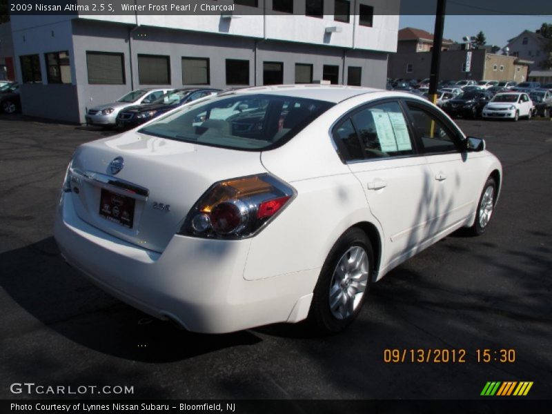 Winter Frost Pearl / Charcoal 2009 Nissan Altima 2.5 S