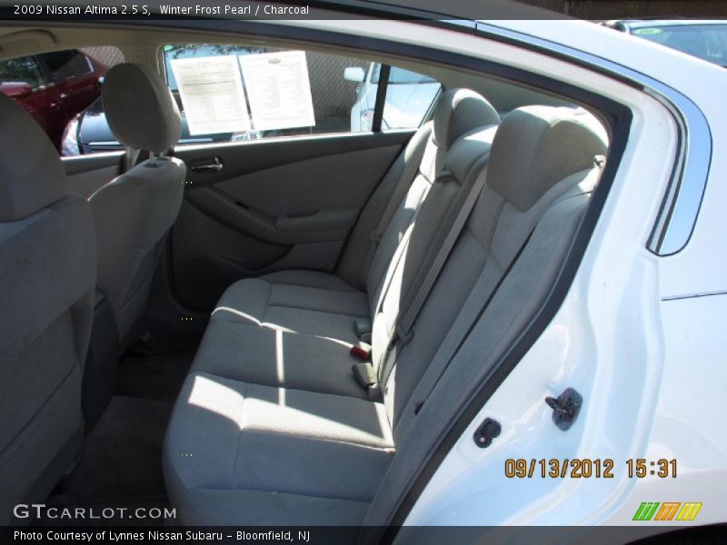 Winter Frost Pearl / Charcoal 2009 Nissan Altima 2.5 S