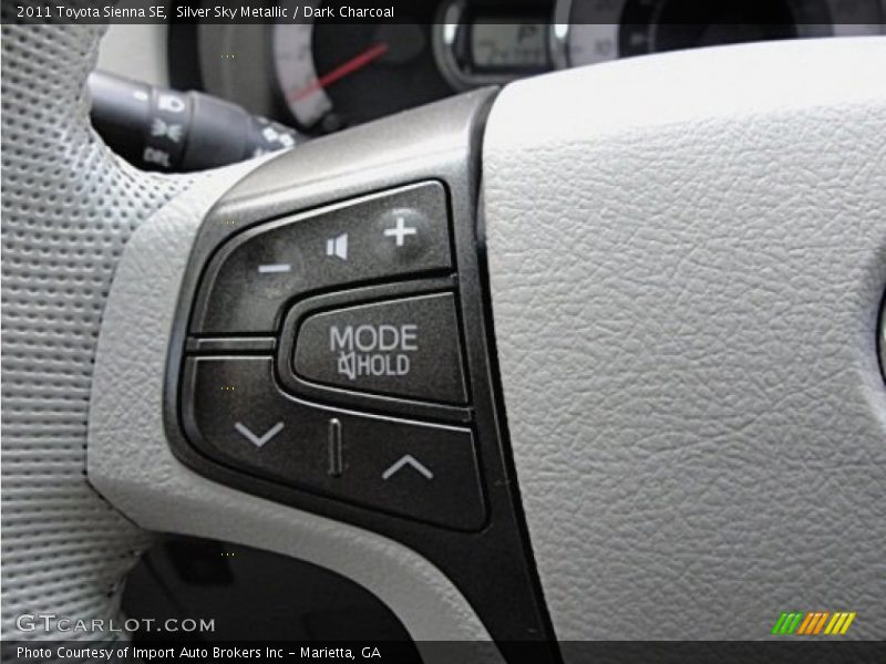 Silver Sky Metallic / Dark Charcoal 2011 Toyota Sienna SE