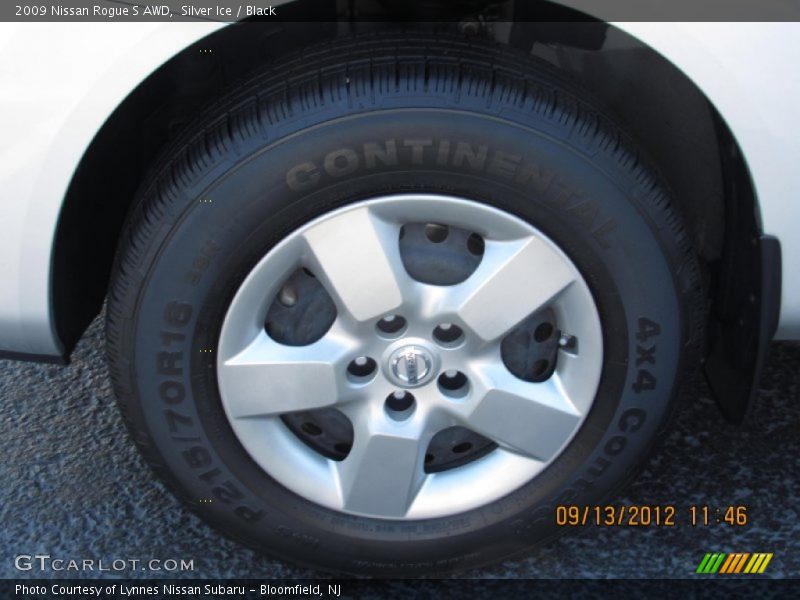 Silver Ice / Black 2009 Nissan Rogue S AWD