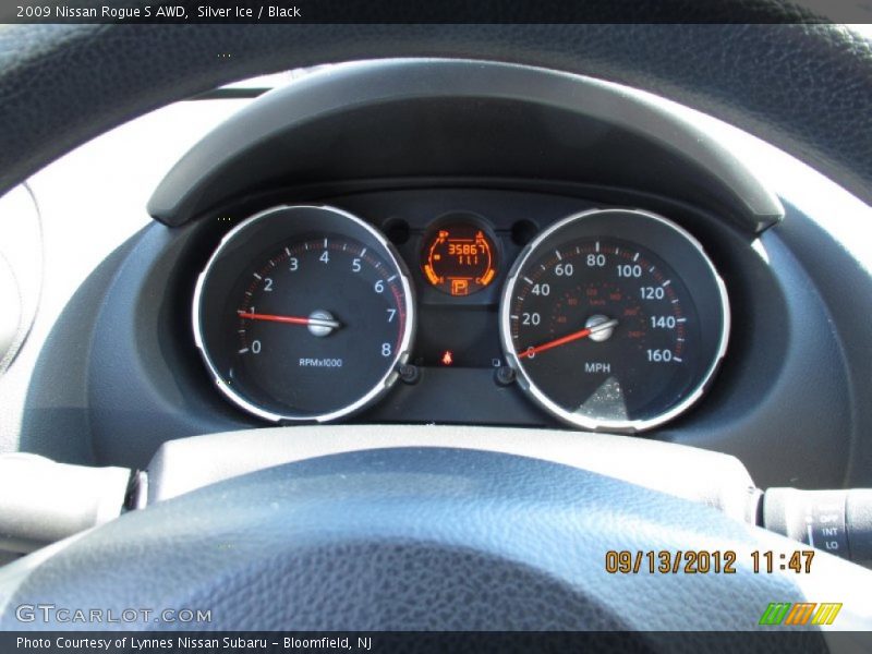Silver Ice / Black 2009 Nissan Rogue S AWD