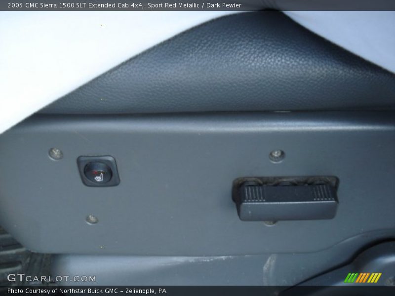 Sport Red Metallic / Dark Pewter 2005 GMC Sierra 1500 SLT Extended Cab 4x4