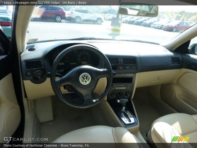 Uni Black / Beige 1999 Volkswagen Jetta GLS VR6 Sedan