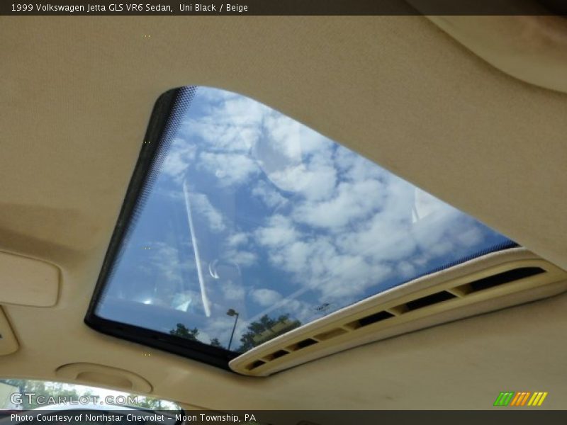 Uni Black / Beige 1999 Volkswagen Jetta GLS VR6 Sedan