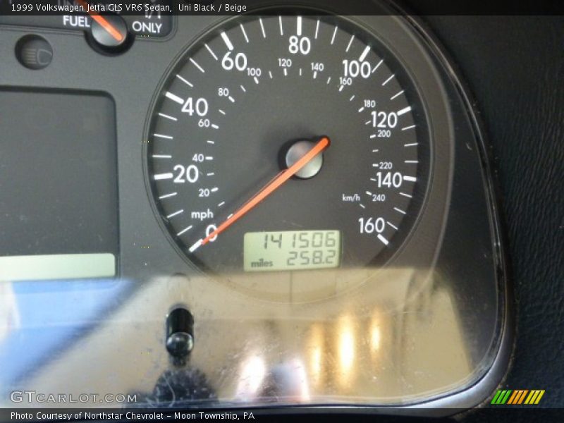 Uni Black / Beige 1999 Volkswagen Jetta GLS VR6 Sedan