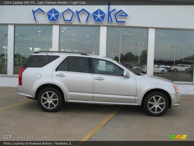 Light Platinum Metallic / Light Gray 2004 Cadillac SRX V8
