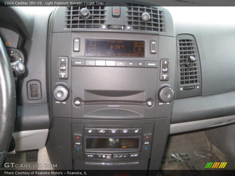 Light Platinum Metallic / Light Gray 2004 Cadillac SRX V8