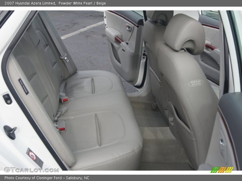 Rear Seat of 2007 Azera Limited