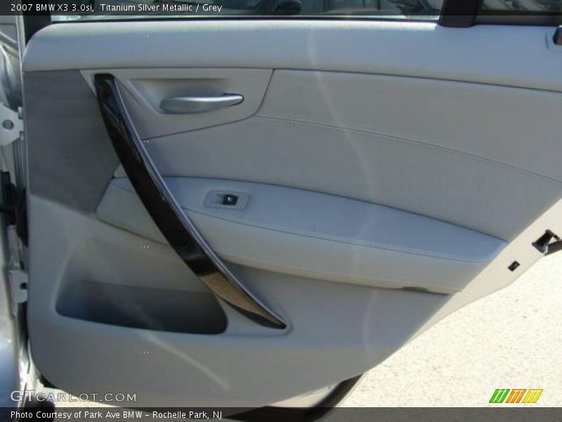 Titanium Silver Metallic / Grey 2007 BMW X3 3.0si