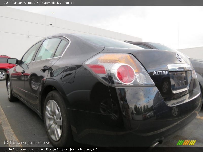 Super Black / Charcoal 2011 Nissan Altima 2.5