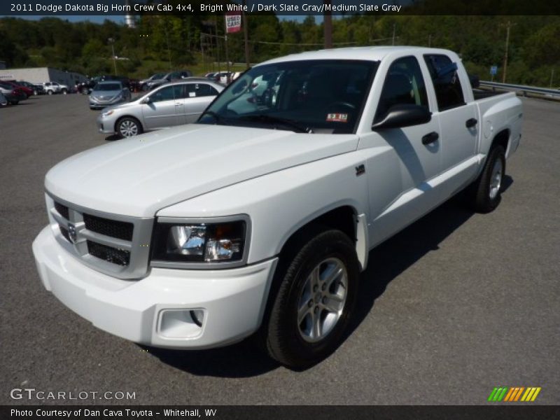 Front 3/4 View of 2011 Dakota Big Horn Crew Cab 4x4